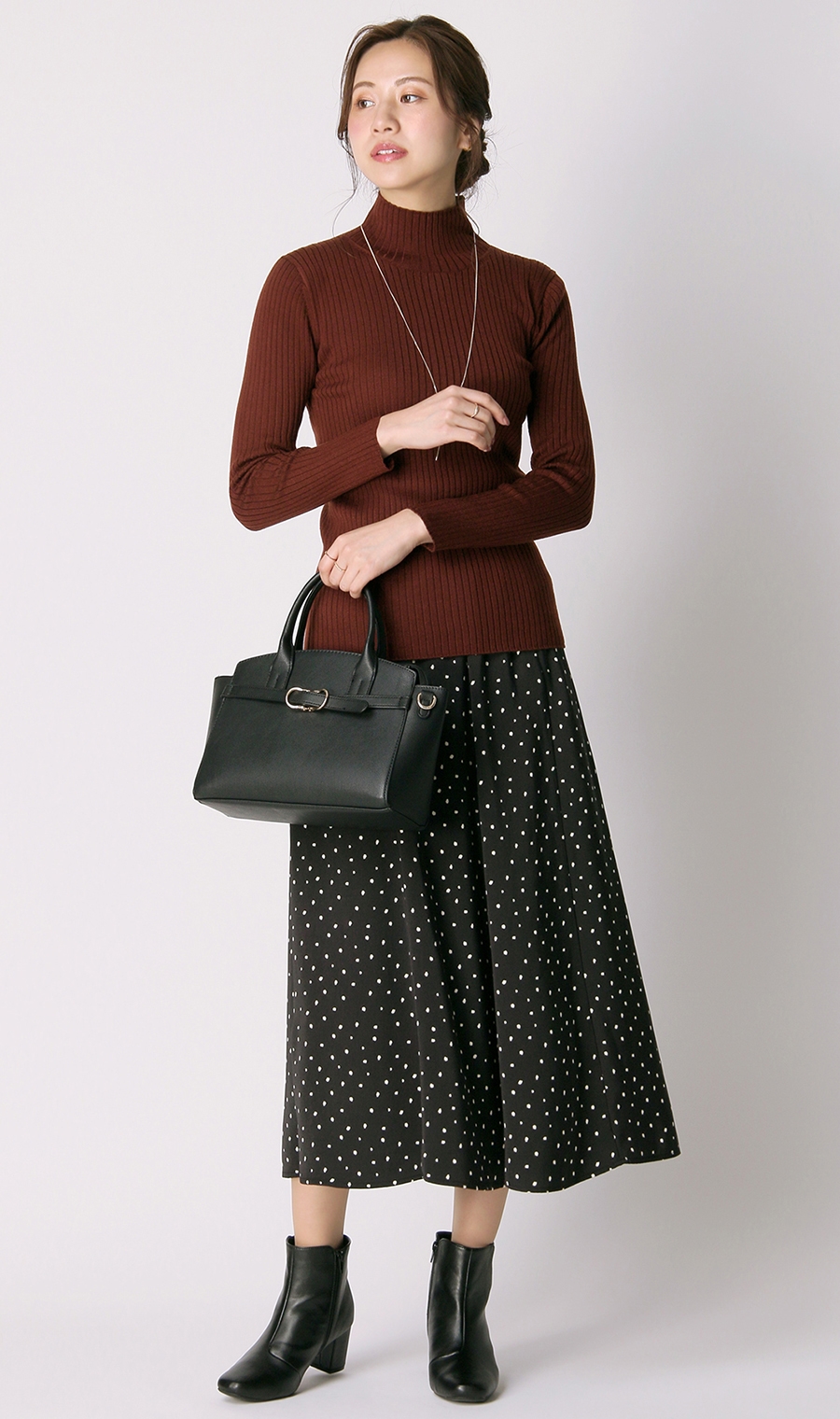 タートルネックニットプルオーバー《長袖》 ブラウン S