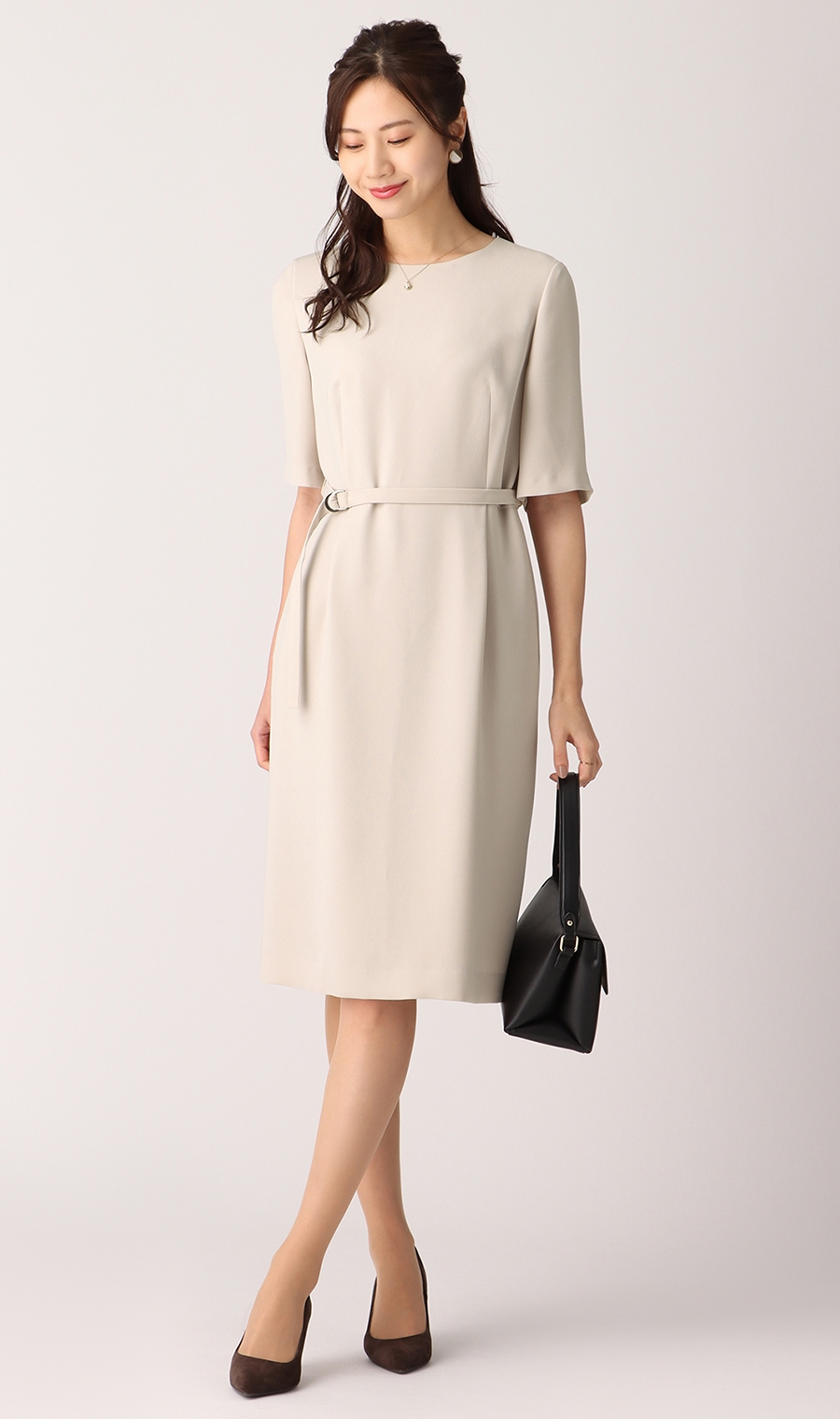 ワンピース《ベルト付き》《セットアップ着用可》 ベージュ M